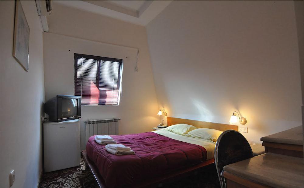 Hotel Zion 2*
