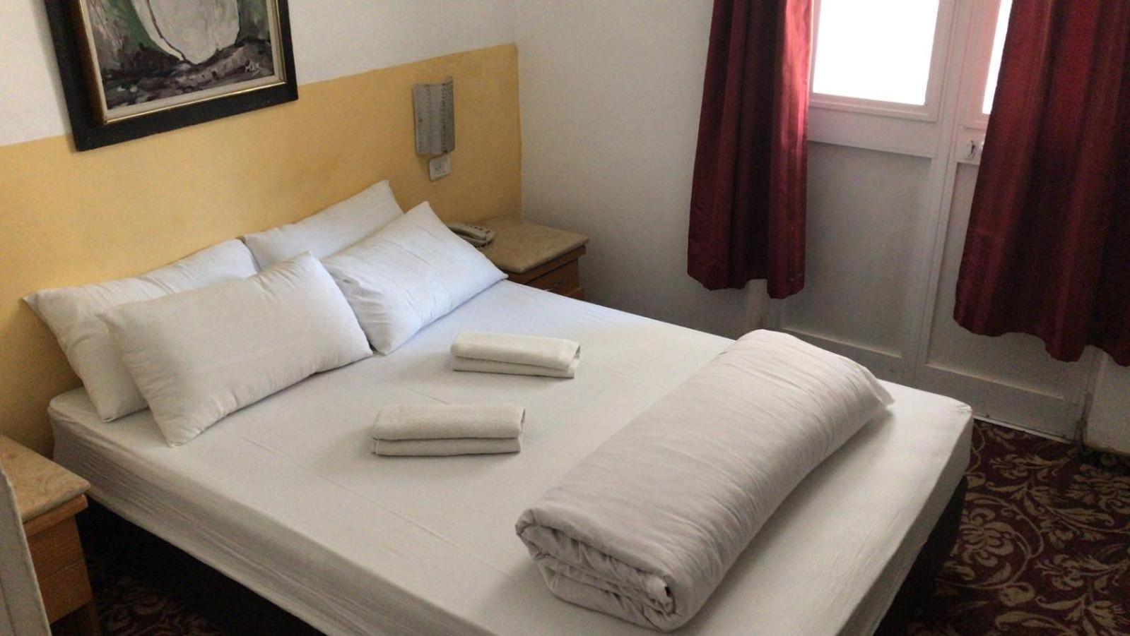 Zion Hotel 2*