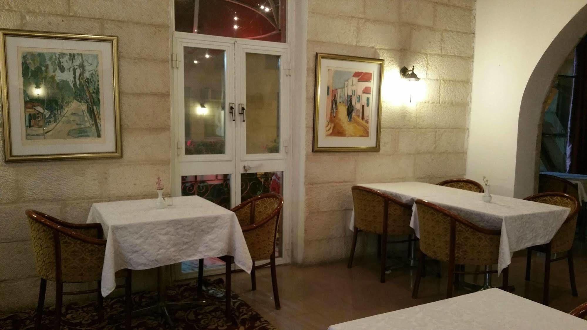 Hotel Zion